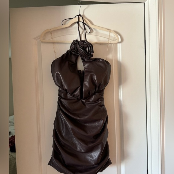 House of CB Olivia BITTER CHOCOLATE VEGAN LEATHER MINI DRESS Size xs - Picture 6 of 9
